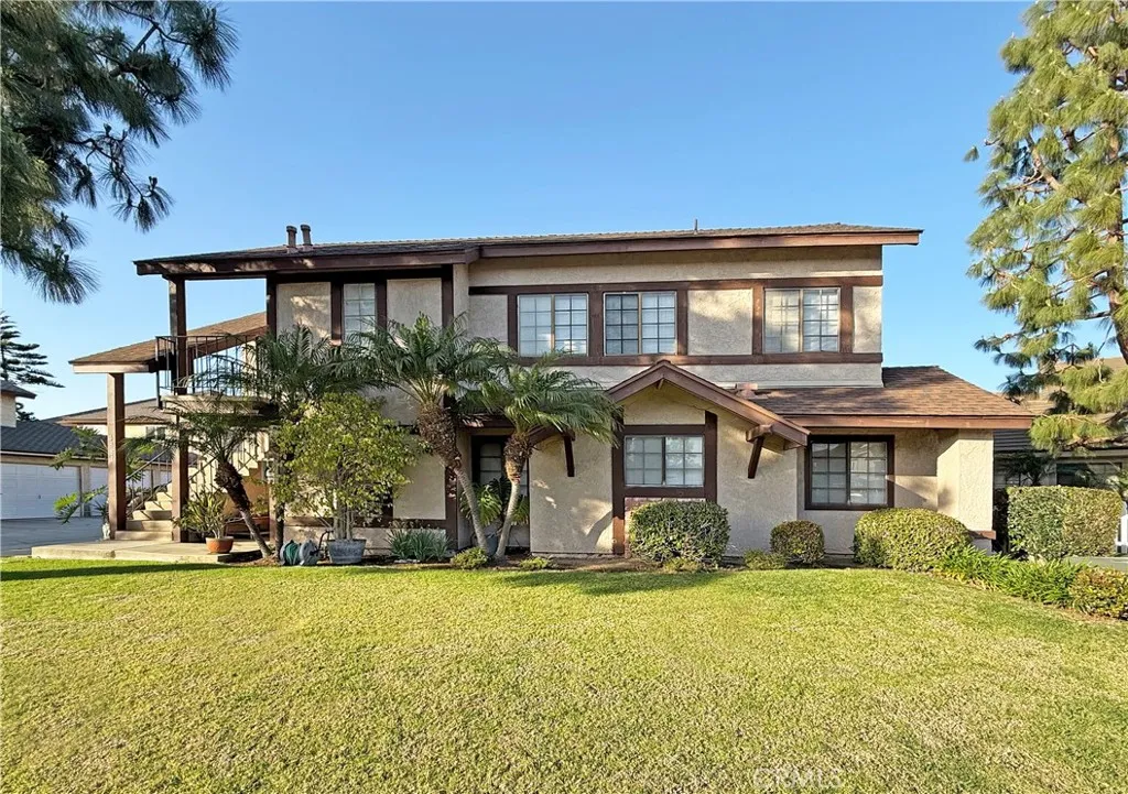 4881 Vista Drive, Huntington Beach, California 92649 home-pic-1