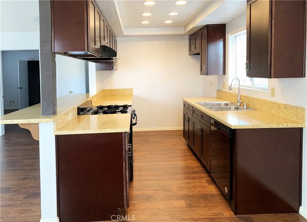 4881 Vista Drive, Huntington Beach, California 92649 home-pic-27