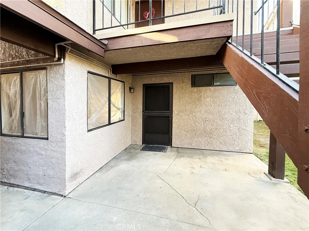 4881 Vista Drive, Huntington Beach, California 92649 home-pic-8