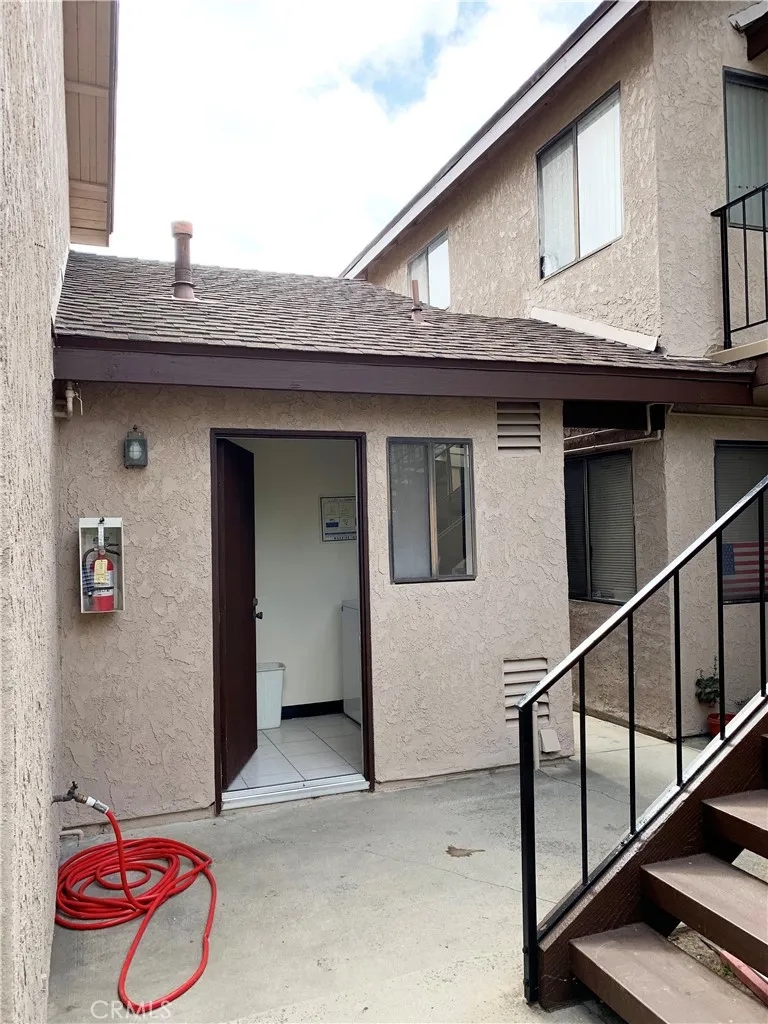 4881 Vista Drive, Huntington Beach, California 92649 home-pic-34