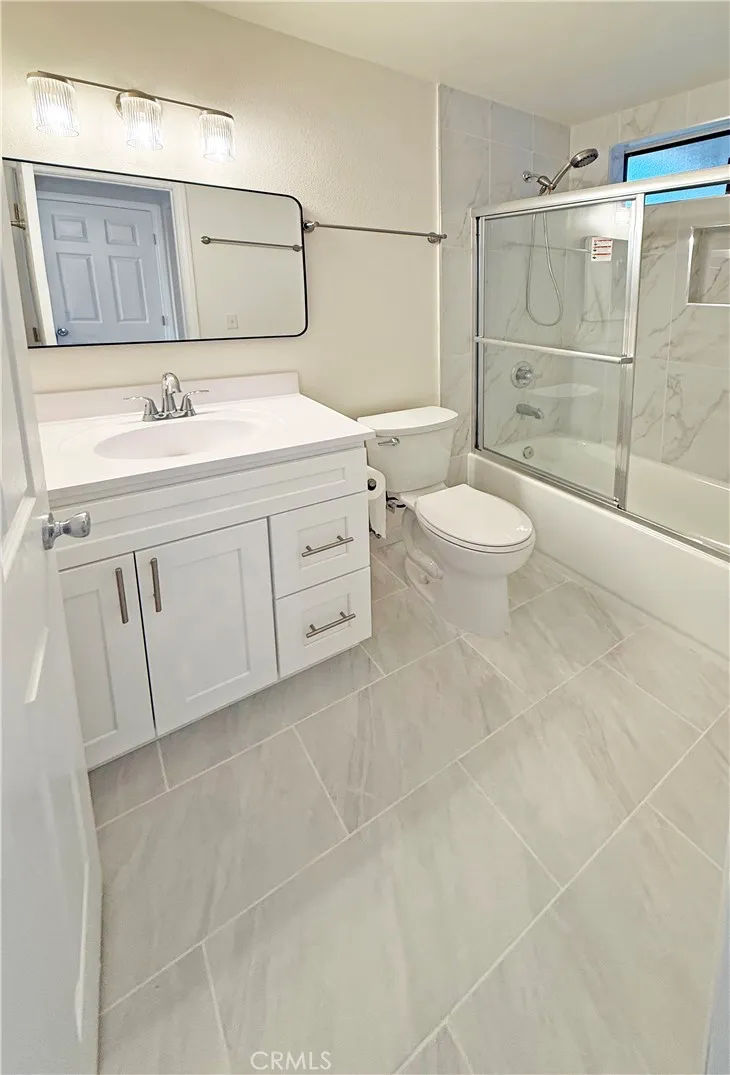 4881 Vista Drive, Huntington Beach, California 92649 home-pic-22