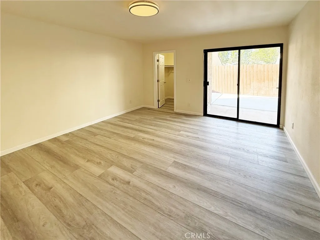 4881 Vista Drive, Huntington Beach, California 92649 home-pic-17