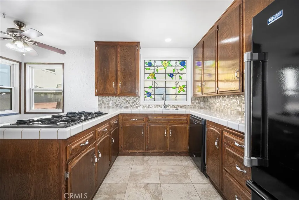 964 W 14th, San Pedro, California 90731 home-pic-26