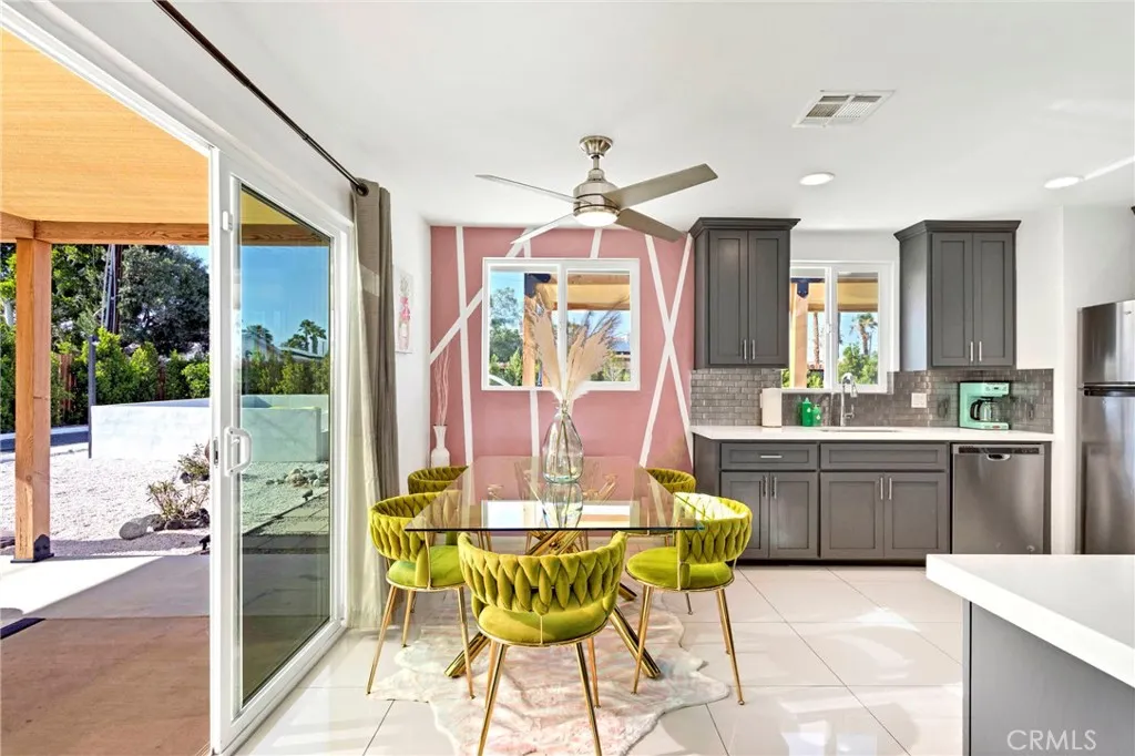 2144 E Rogers, Palm Springs, California 92262 home-pic-13