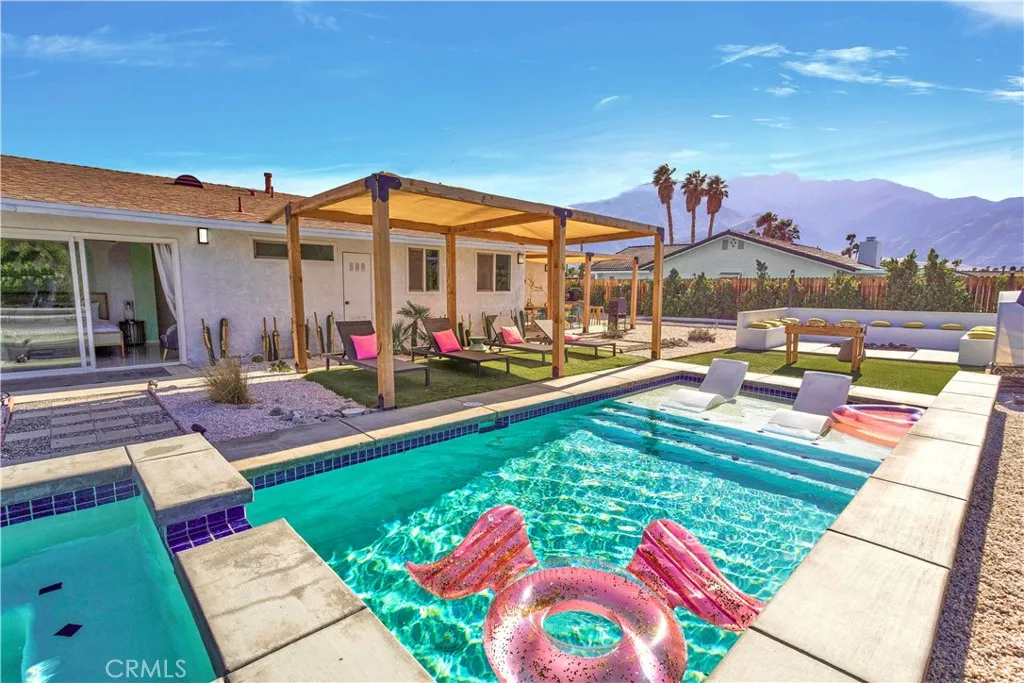 2144 E Rogers, Palm Springs, California 92262 home-pic-36
