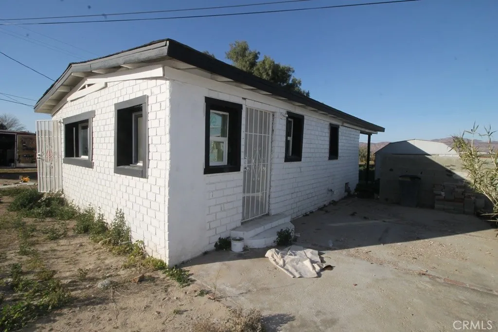 35630 San Bernardino, Daggett, California 92327 home-pic-3