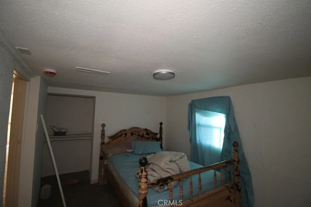 35630 San Bernardino, Daggett, California 92327 home-pic-7
