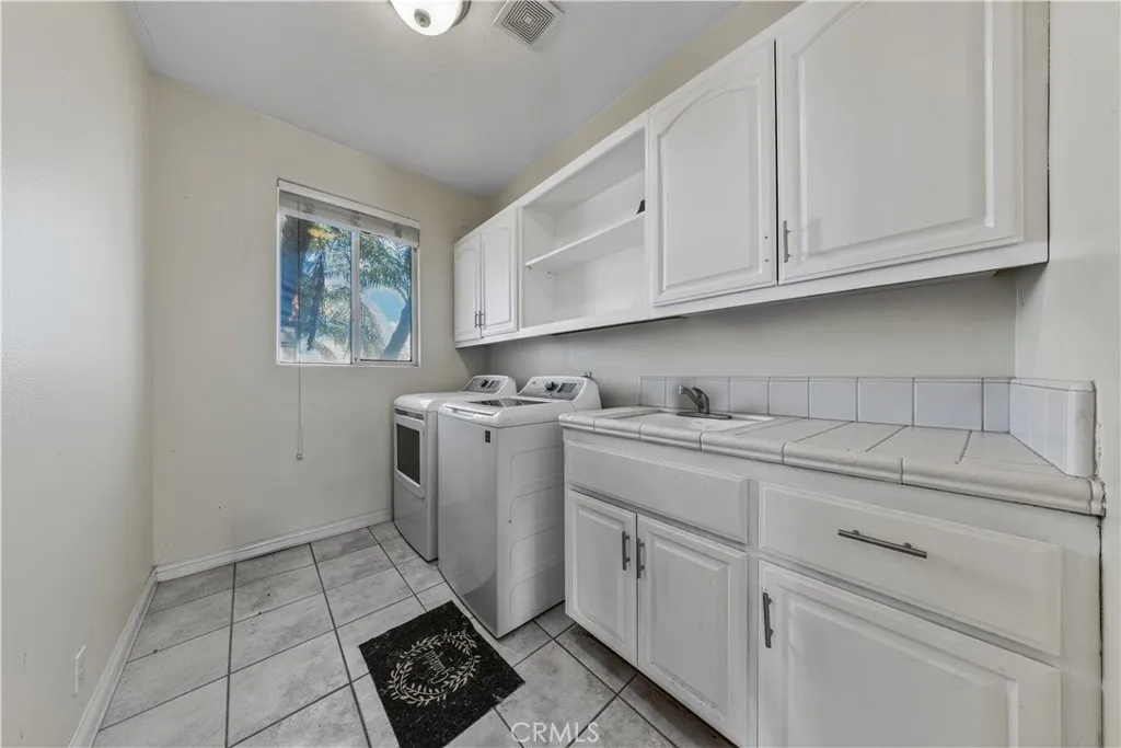 2540 Monroe Street, Riverside, California 92504 home-pic-24