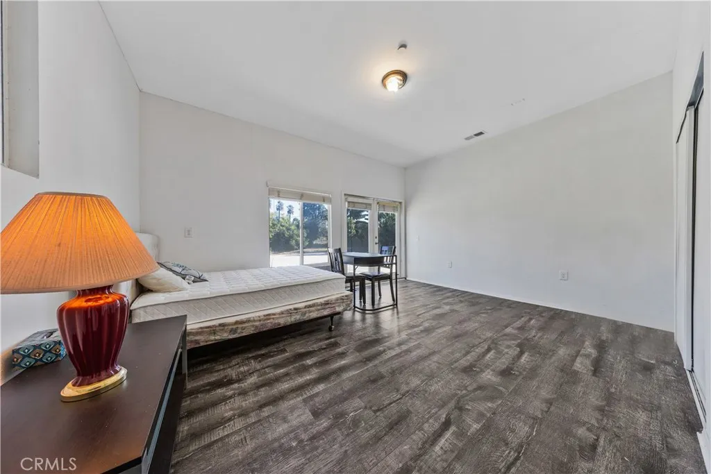 2540 Monroe Street, Riverside, California 92504 home-pic-32