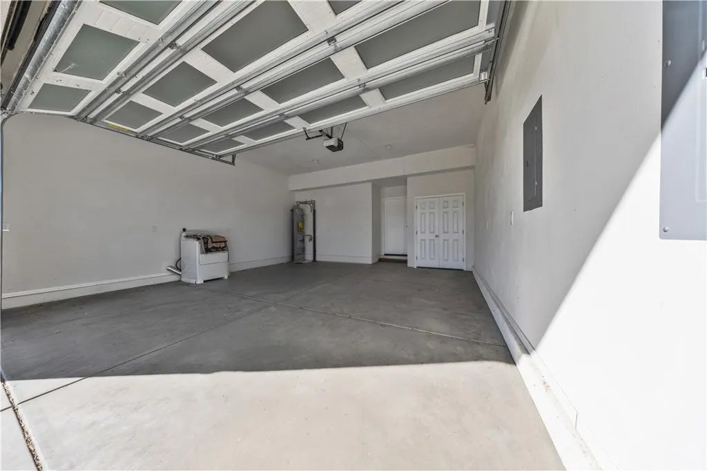 2540 Monroe Street, Riverside, California 92504 home-pic-60