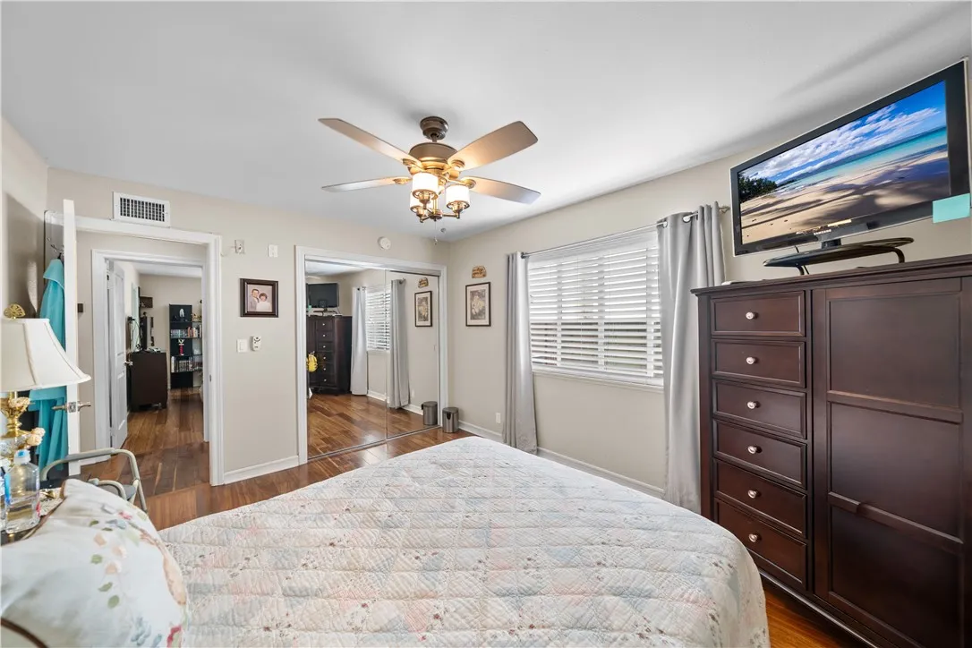 215 N Avenida Segovia, Anaheim Hills, California 92808 home-pic-33