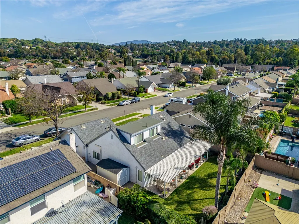 215 N Avenida Segovia, Anaheim Hills, California 92808 home-pic-44