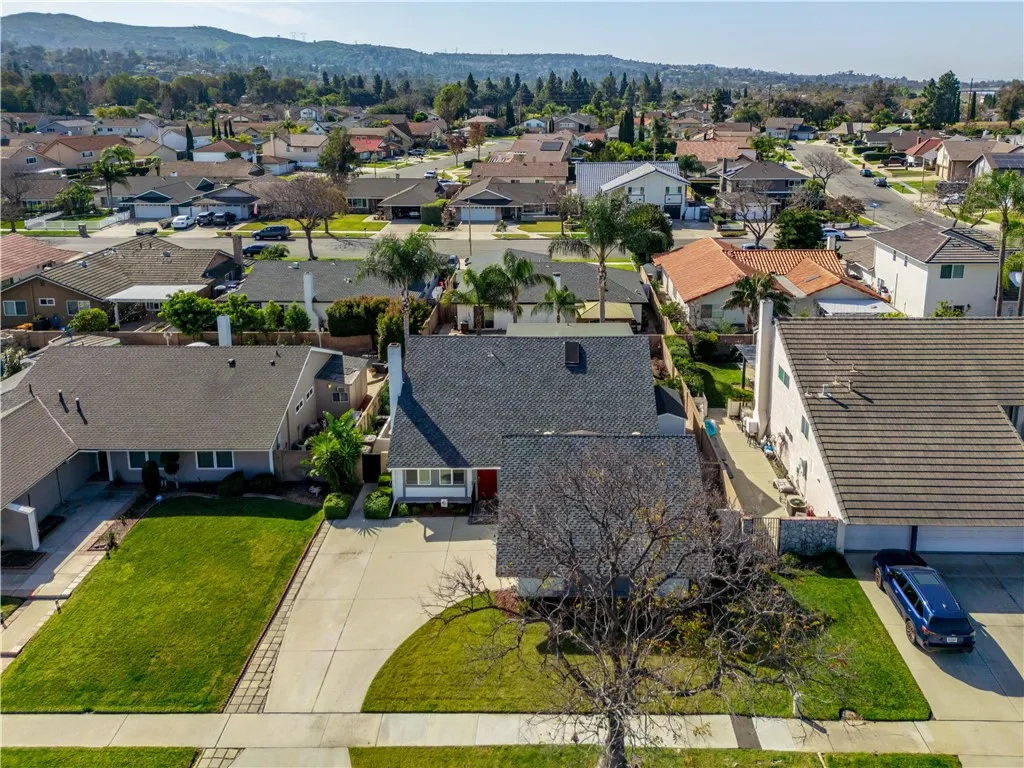 215 N Avenida Segovia, Anaheim Hills, California 92808 home-pic-51