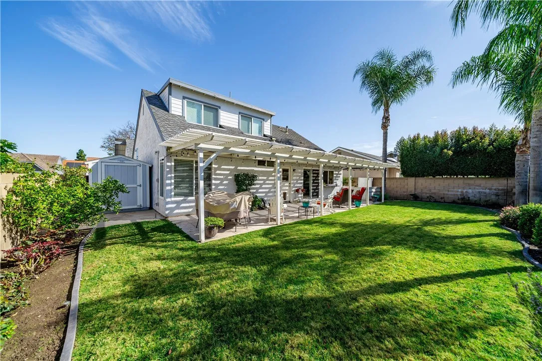 215 N Avenida Segovia, Anaheim Hills, California 92808 home-pic-8