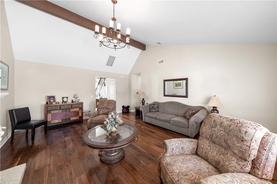 215 N Avenida Segovia, Anaheim Hills, California 92808 home-pic-14
