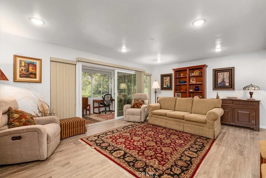 76 Calle Argon G, Laguna Woods, California 92637 home-pic-3