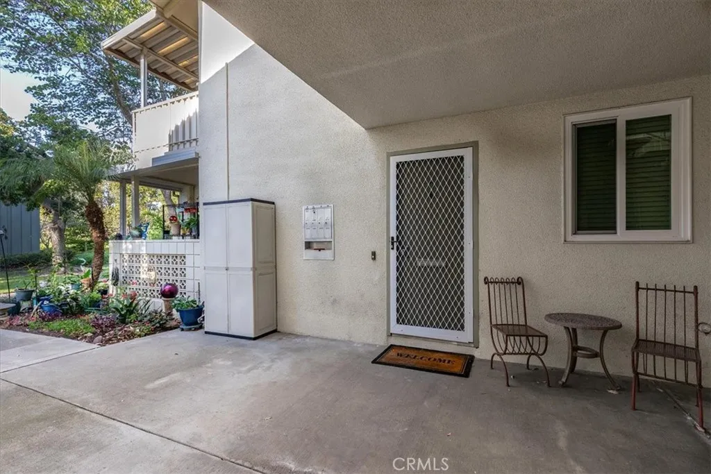 76 Calle Argon G, Laguna Woods, California 92637 home-pic-2