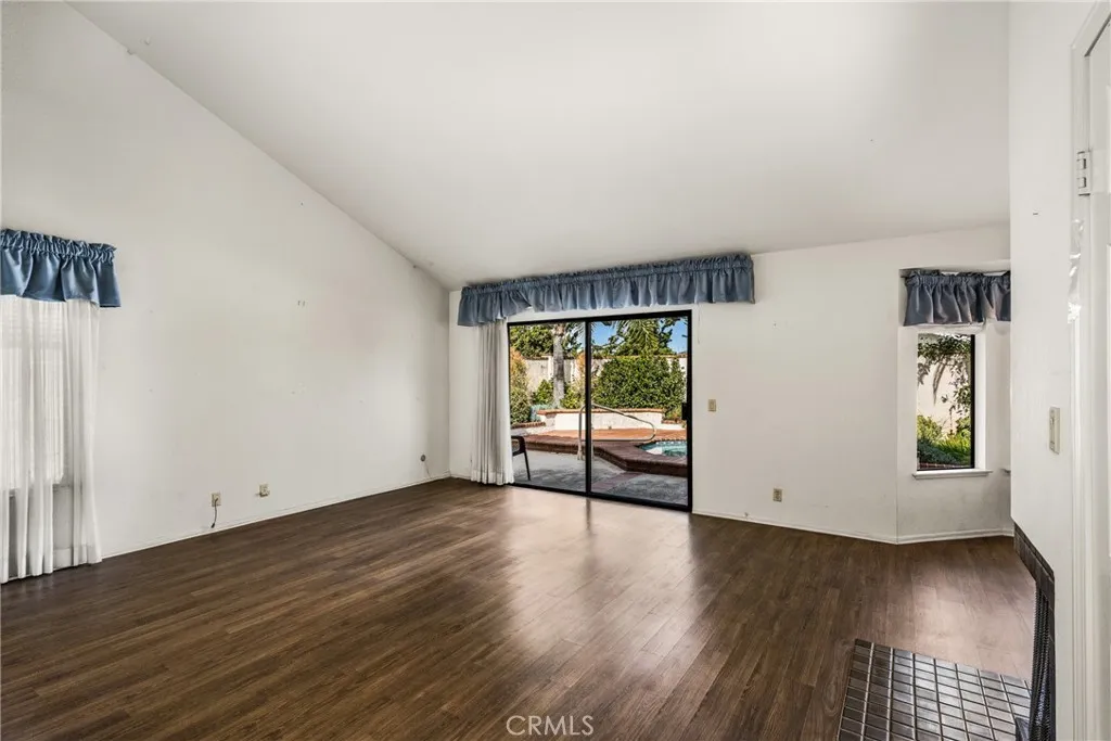 5735 E Elsinore Avenue, Orange, California 92869 home-pic-19