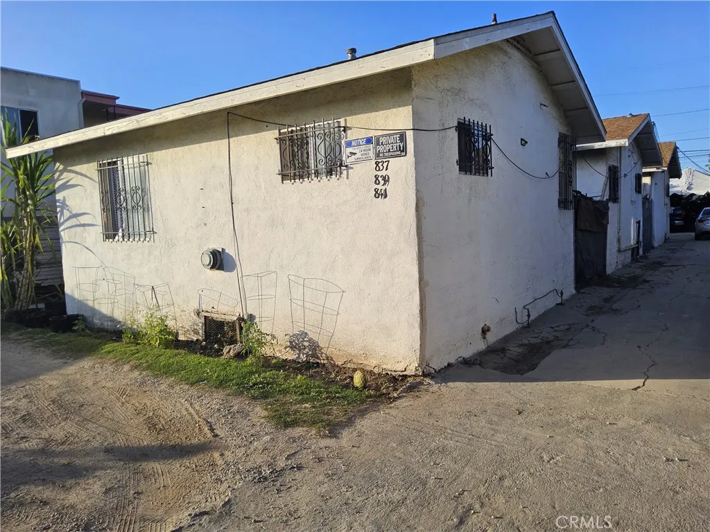 837 W 65th, Los Angeles, California 90044 home-pic-5