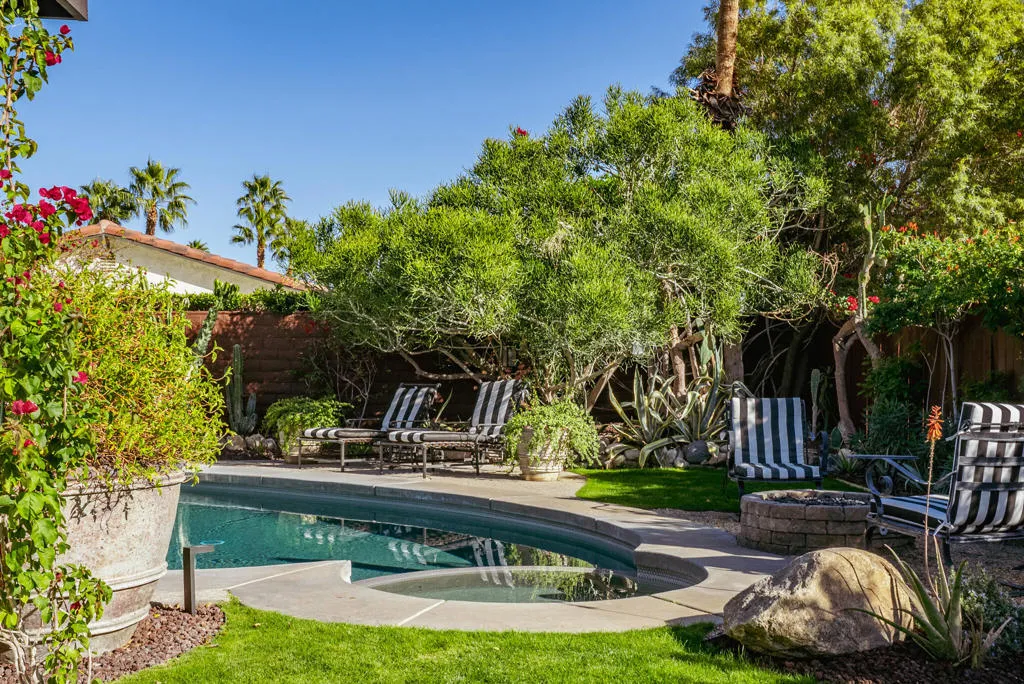 1331 E Del Paso Way, Palm Springs, California 92262 home-pic-38