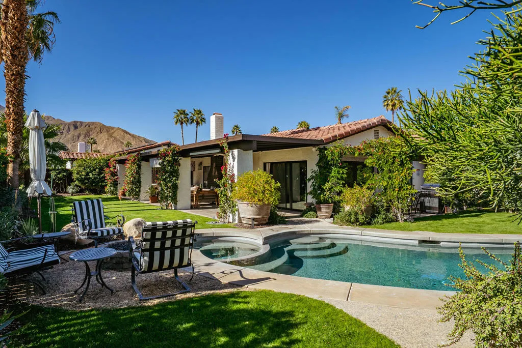 1331 E Del Paso Way, Palm Springs, California 92262 home-pic-35