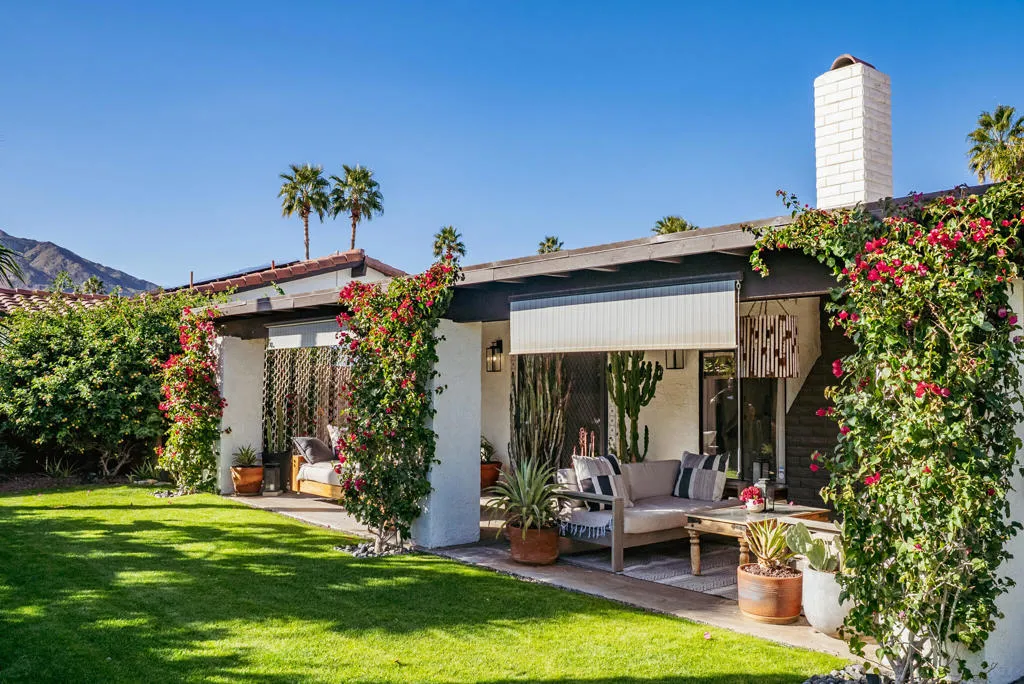 1331 E Del Paso Way, Palm Springs, California 92262 home-pic-44