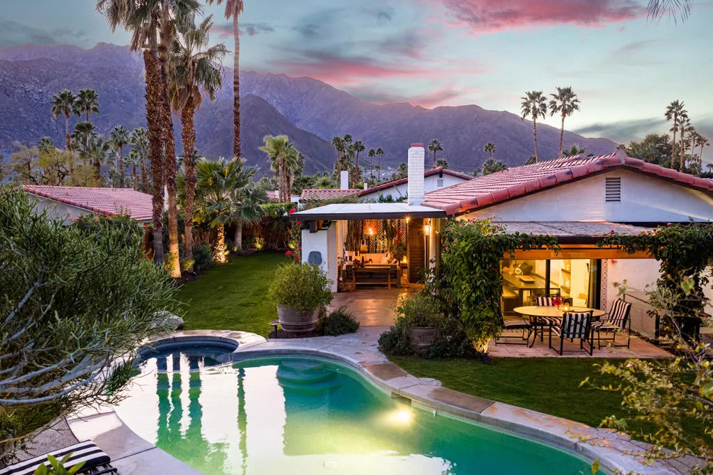 1331 E Del Paso Way, Palm Springs, California 92262 home-pic-4