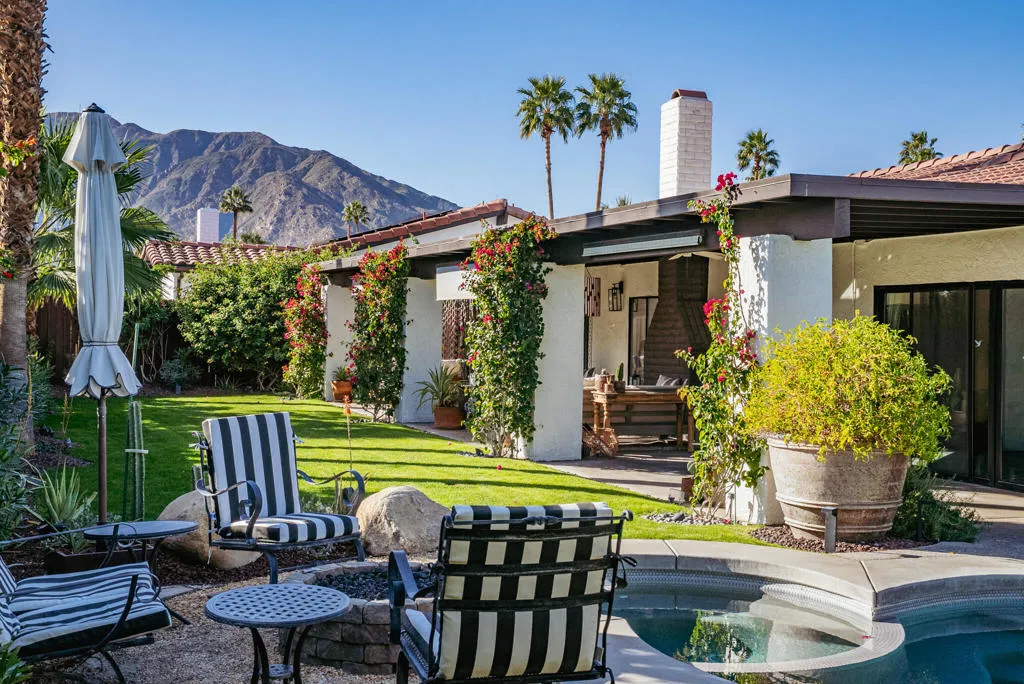 1331 E Del Paso Way, Palm Springs, California 92262 home-pic-32
