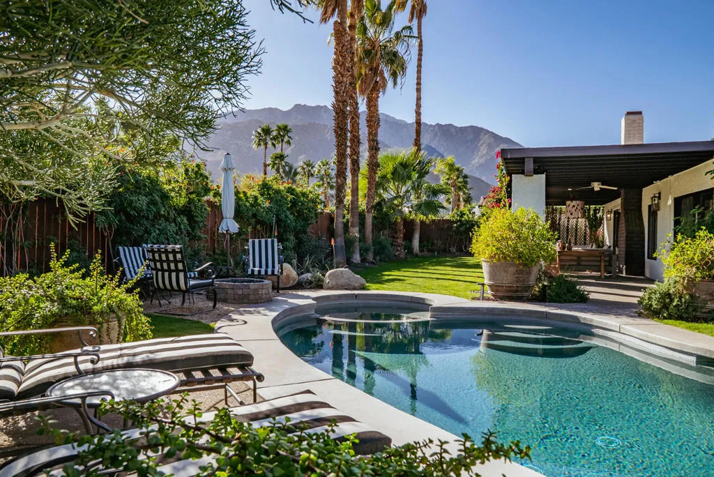 1331 E Del Paso Way, Palm Springs, California 92262 home-pic-31