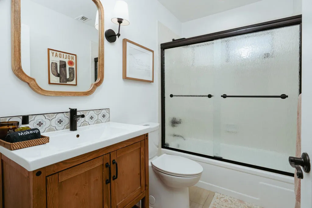 1331 E Del Paso Way, Palm Springs, California 92262 home-pic-24