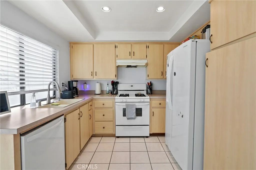 1910 W Palmyra 4, Orange, California 92868 home-pic-15