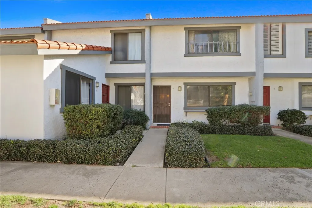 1910 W Palmyra 4, Orange, California 92868 home-pic-1