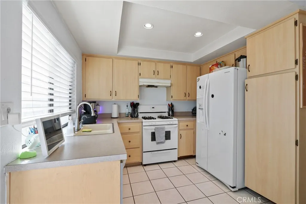 1910 W Palmyra 4, Orange, California 92868 home-pic-14