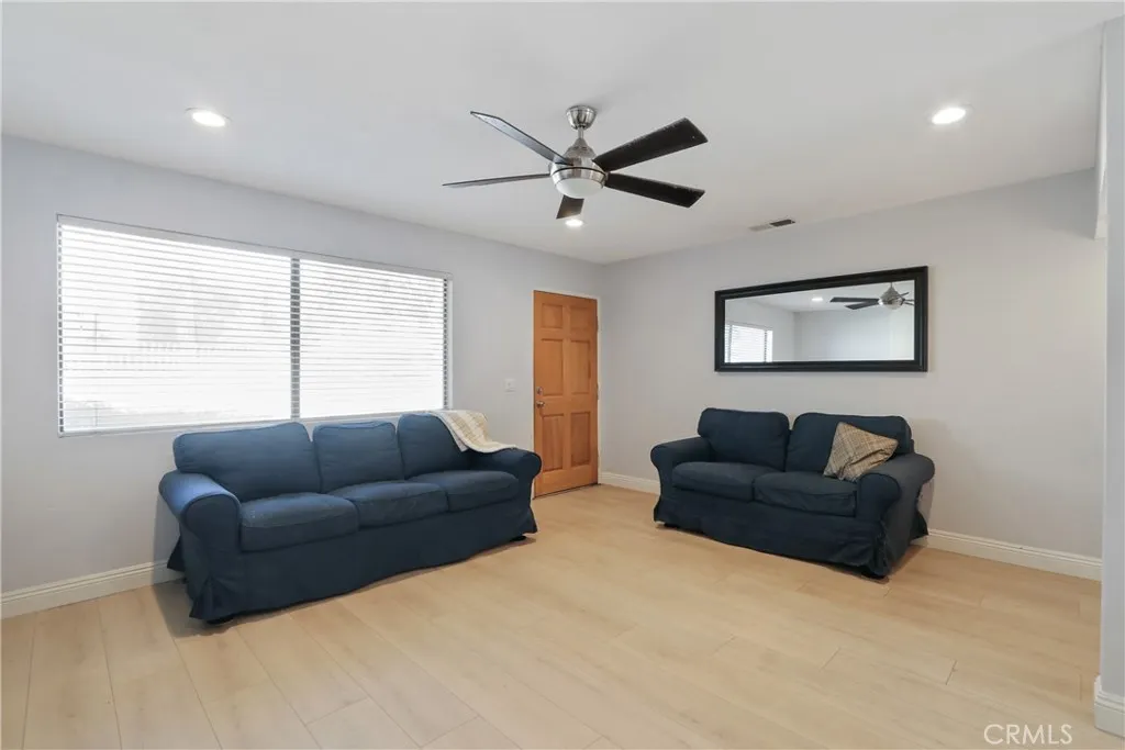 1910 W Palmyra 4, Orange, California 92868 home-pic-6