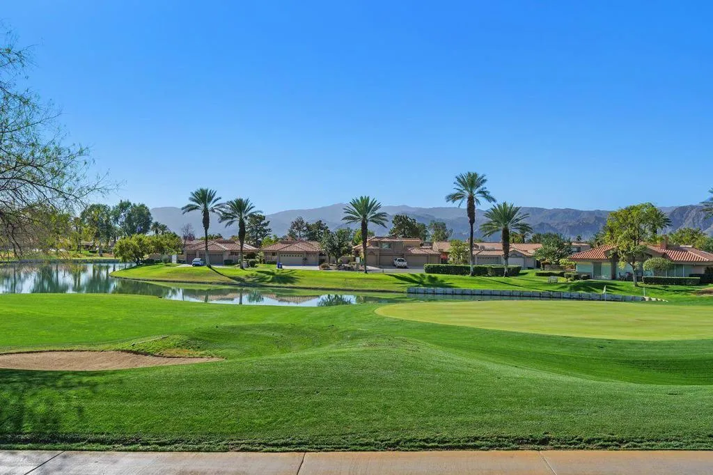 31 Pebble Beach Drive, Rancho Mirage, California 92270 home-pic-1