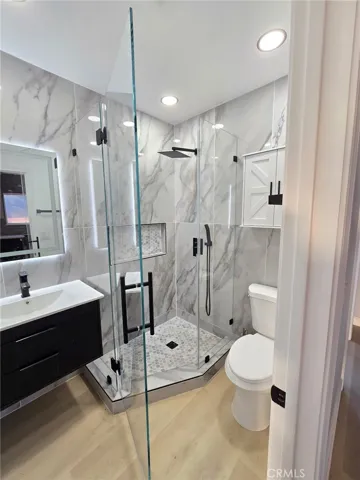 HALLWAY BATHROOM