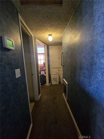 Hallwayu.