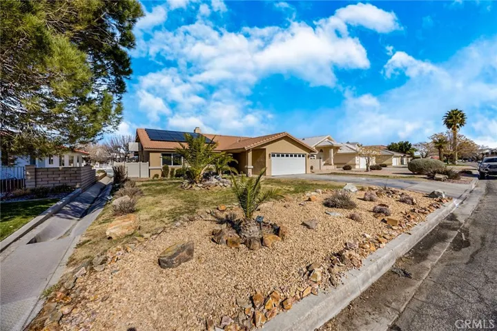 14336 Galleon, Helendale, California 92342