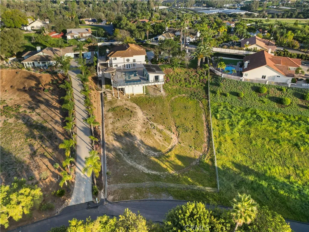 1902 Quiet Ranch Road, Fallbrook, California 92028 home-pic-35