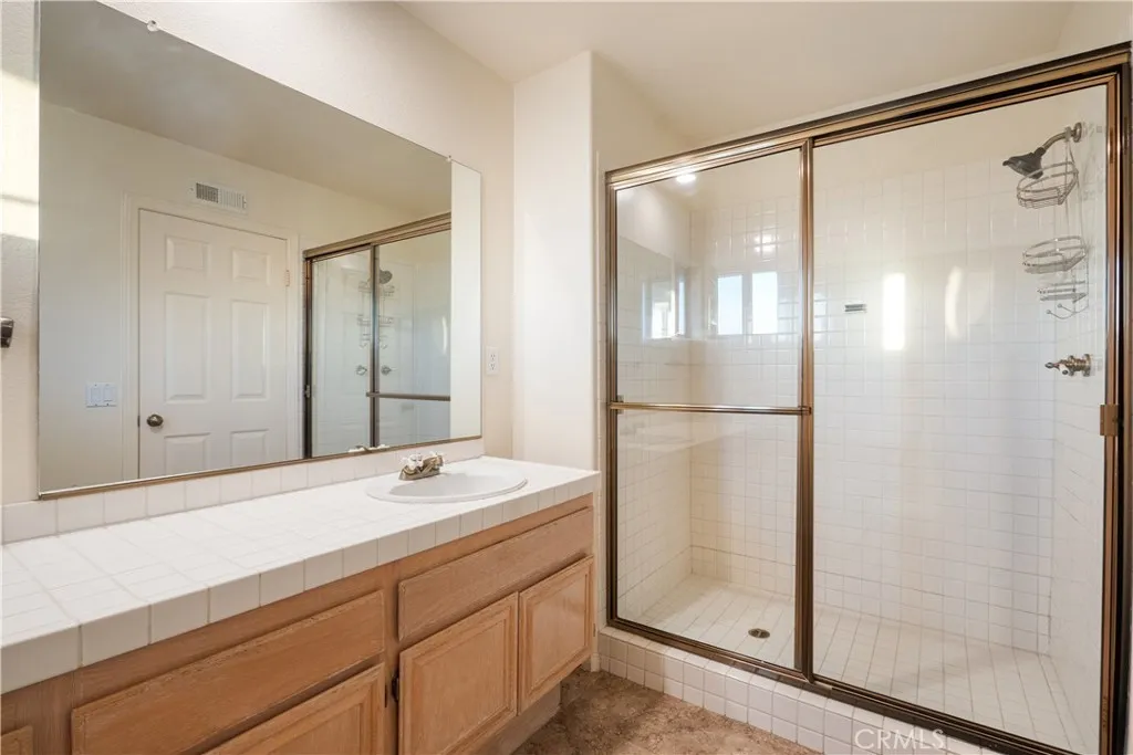 1902 Quiet Ranch Road, Fallbrook, California 92028 home-pic-23