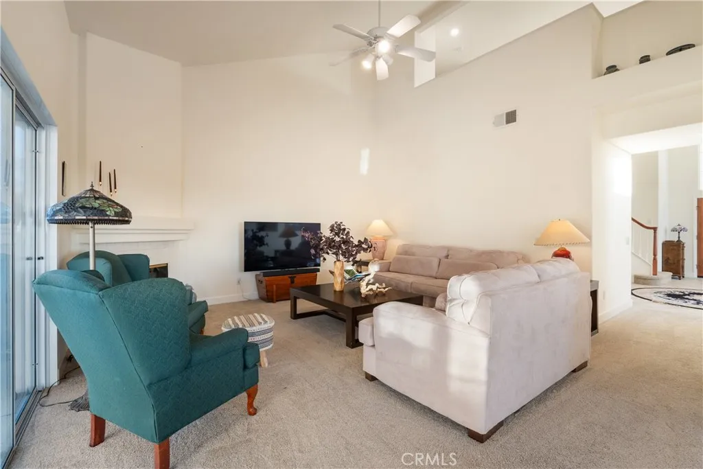 1902 Quiet Ranch Road, Fallbrook, California 92028 home-pic-19