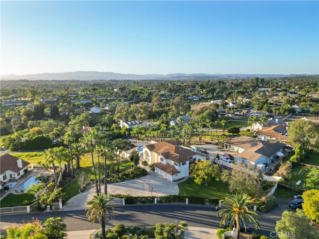 1902 Quiet Ranch Road, Fallbrook, California 92028 home-pic-32