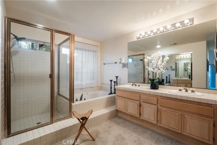 Main Floor Primary Bath