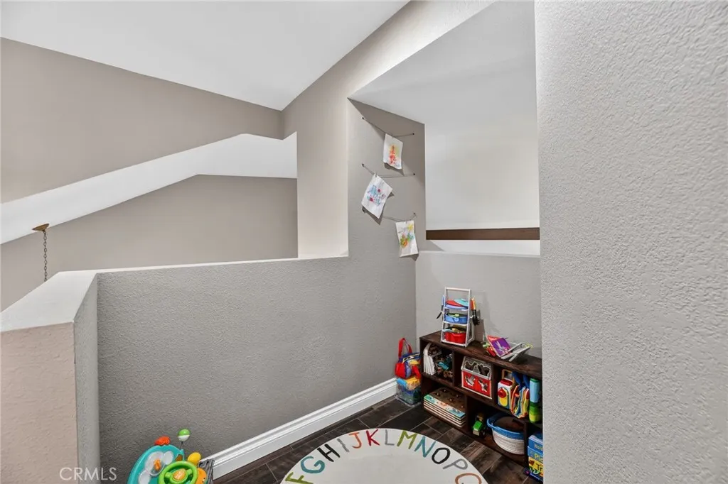 27536 Swallow Court, Temecula, California 92591 home-pic-37