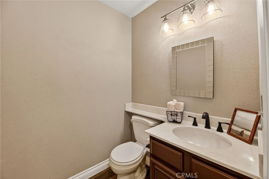 27536 Swallow Court, Temecula, California 92591 home-pic-22