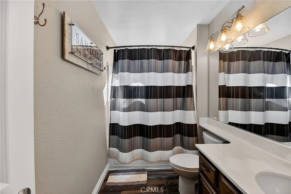 27536 Swallow Court, Temecula, California 92591 home-pic-34