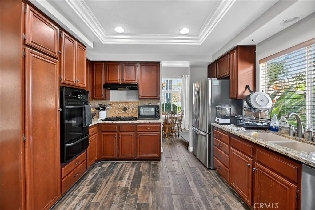 27536 Swallow Court, Temecula, California 92591 home-pic-16