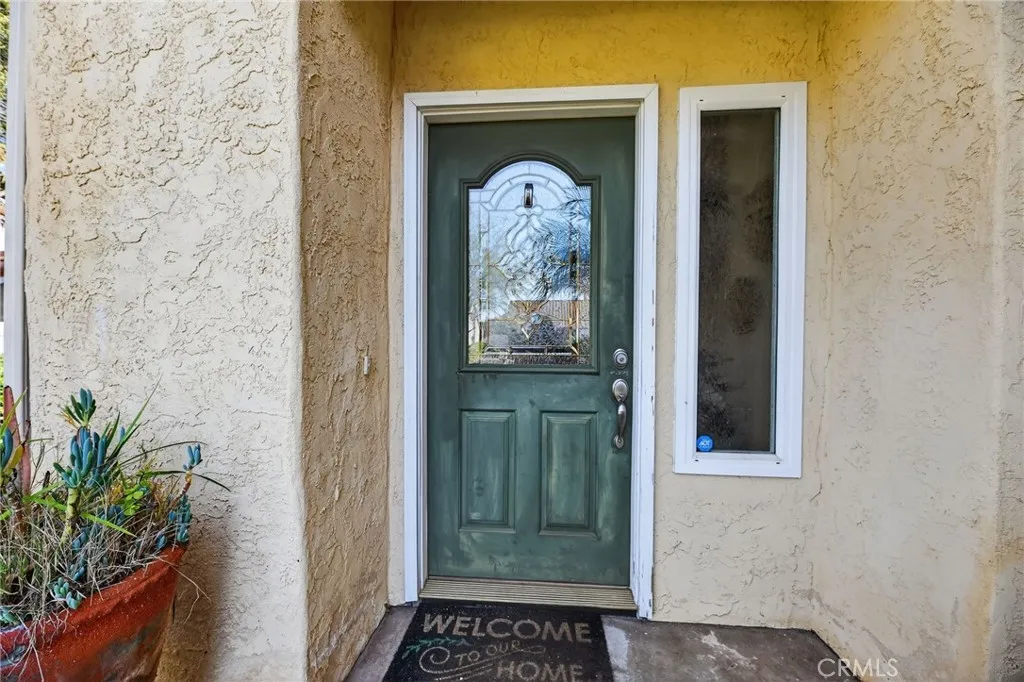 27536 Swallow Court, Temecula, California 92591 home-pic-8
