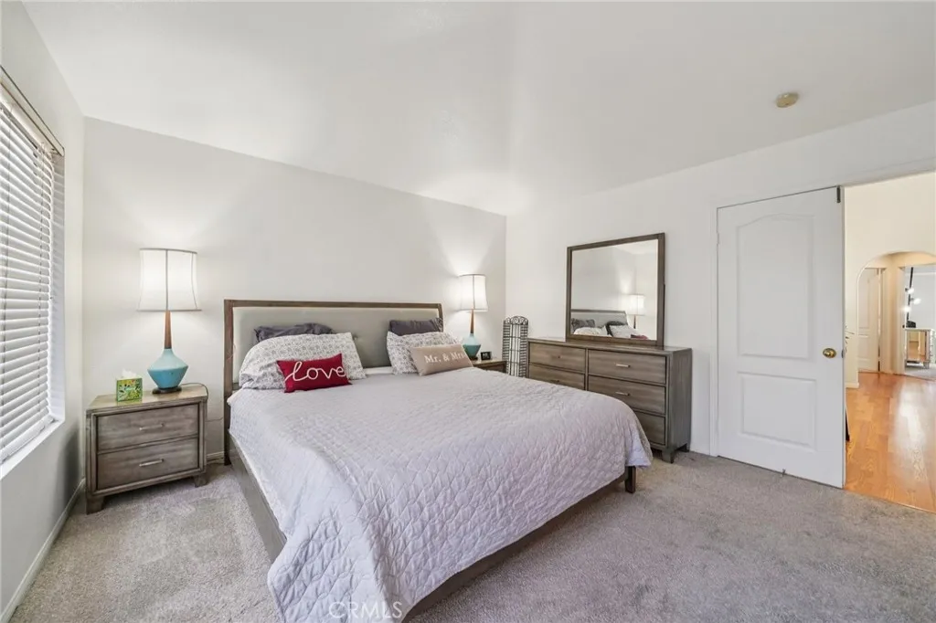 1591 San Fernando Dr, Corona, California 92882 home-pic-20