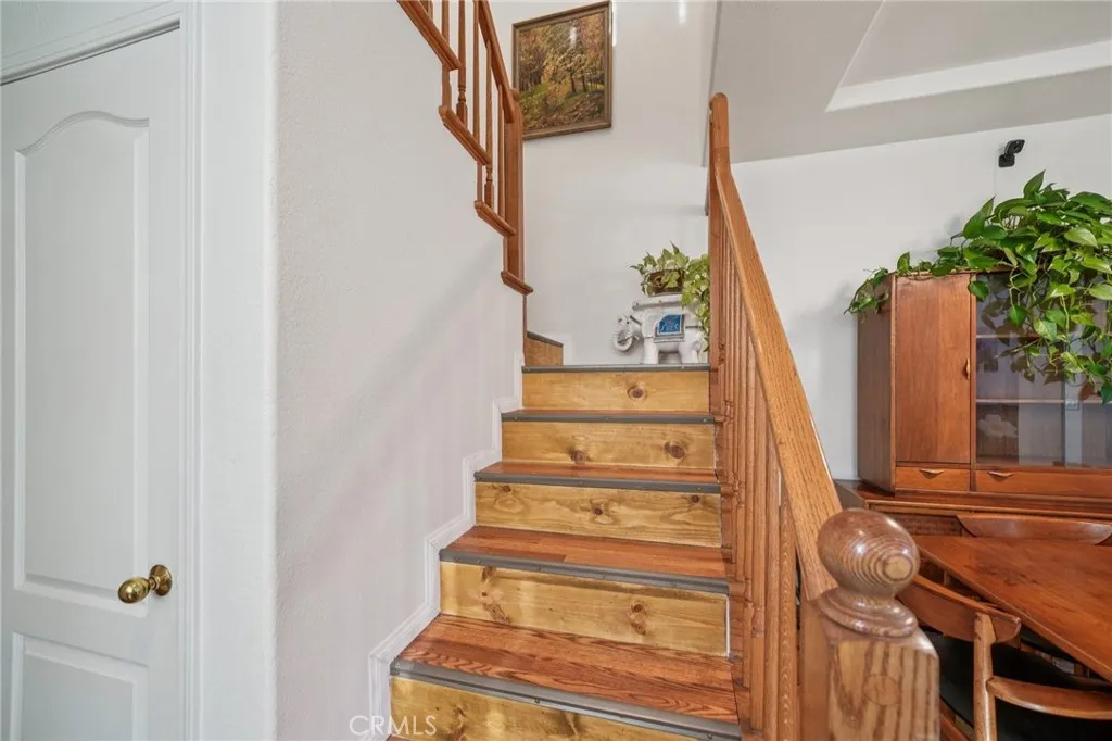 1591 San Fernando Dr, Corona, California 92882 home-pic-11